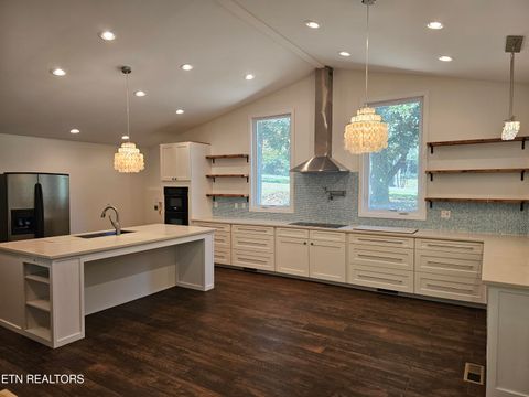 Tiny photo for 899 W Outer Drive, Oak Ridge, TN 37830 (MLS # 1319142)