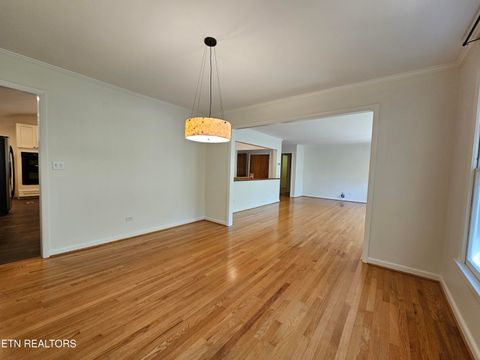 Tiny photo for 899 W Outer Drive, Oak Ridge, TN 37830 (MLS # 1319142)