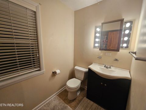 Tiny photo for 899 W Outer Drive, Oak Ridge, TN 37830 (MLS # 1319142)