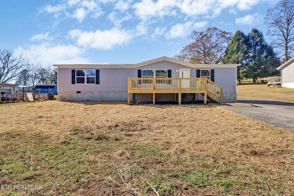 Photo of 503 College Grove Rd, Rockwood, TN 37854 (MLS # 1321768)