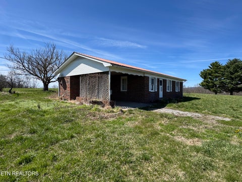 Tiny photo for 120 Oak Grove Church Rd, Harrogate, TN 37752 (MLS # 1360068)