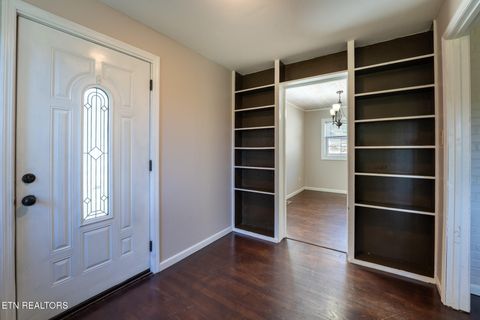 Tiny photo for 122 Kentucky Ave, Oak Ridge, TN 37830 (MLS # 1319419)