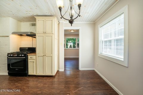 Tiny photo for 122 Kentucky Ave, Oak Ridge, TN 37830 (MLS # 1319419)