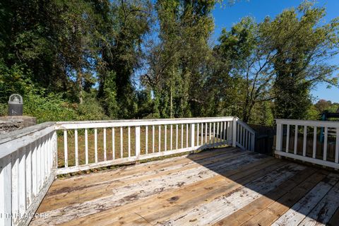 Tiny photo for 122 Kentucky Ave, Oak Ridge, TN 37830 (MLS # 1319419)