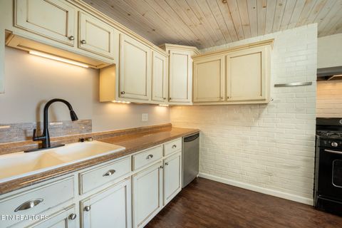 Tiny photo for 122 Kentucky Ave, Oak Ridge, TN 37830 (MLS # 1319419)