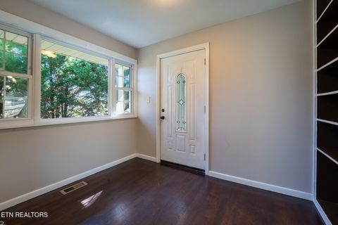 Tiny photo for 122 Kentucky Ave, Oak Ridge, TN 37830 (MLS # 1319419)