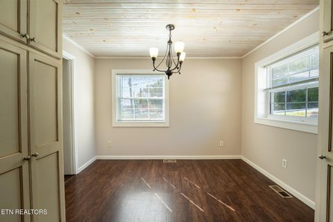 Tiny photo for 122 Kentucky Ave, Oak Ridge, TN 37830 (MLS # 1319419)