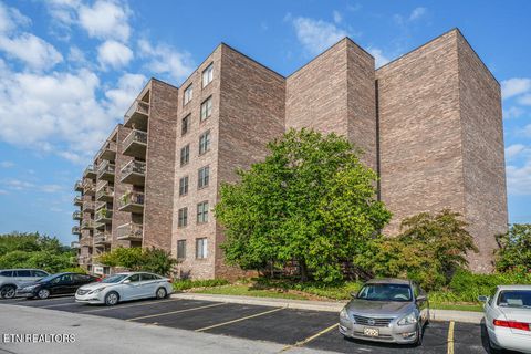 Condominium in Maryville TN 103 Regal Tower.jpg