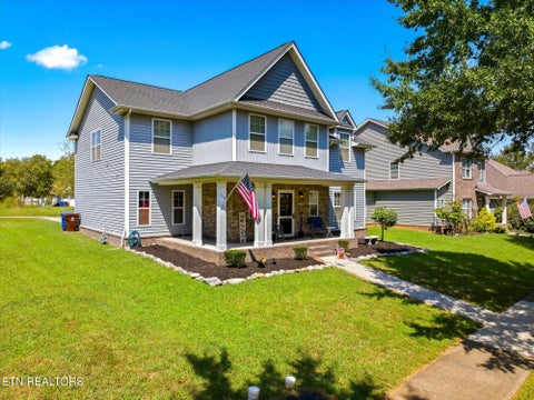 Photo of 118 Fallberry St, Oak Ridge, TN 37830 (MLS # 1353501)