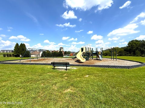 Tiny photo for 118 Fallberry St, Oak Ridge, TN 37830 (MLS # 1353501)