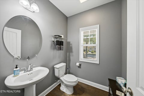 Tiny photo for 118 Fallberry St, Oak Ridge, TN 37830 (MLS # 1353501)