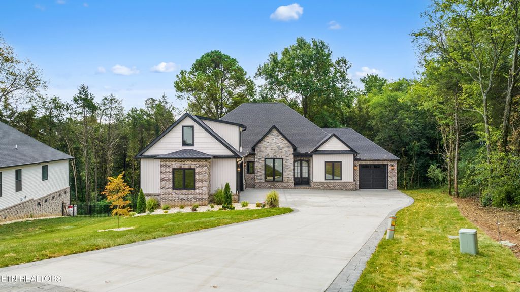 Photo of 222 Yona Way, Loudon, TN 37774 (MLS # 1314471)