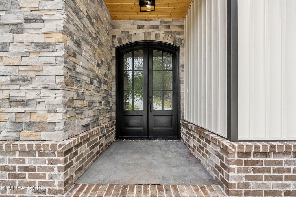 Photo of 222 Yona Way, Loudon, TN 37774 (MLS # 1314471)