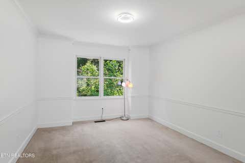 Tiny photo for 118 W Melbourne Rd, Oak Ridge, TN 37830 (MLS # 1350098)