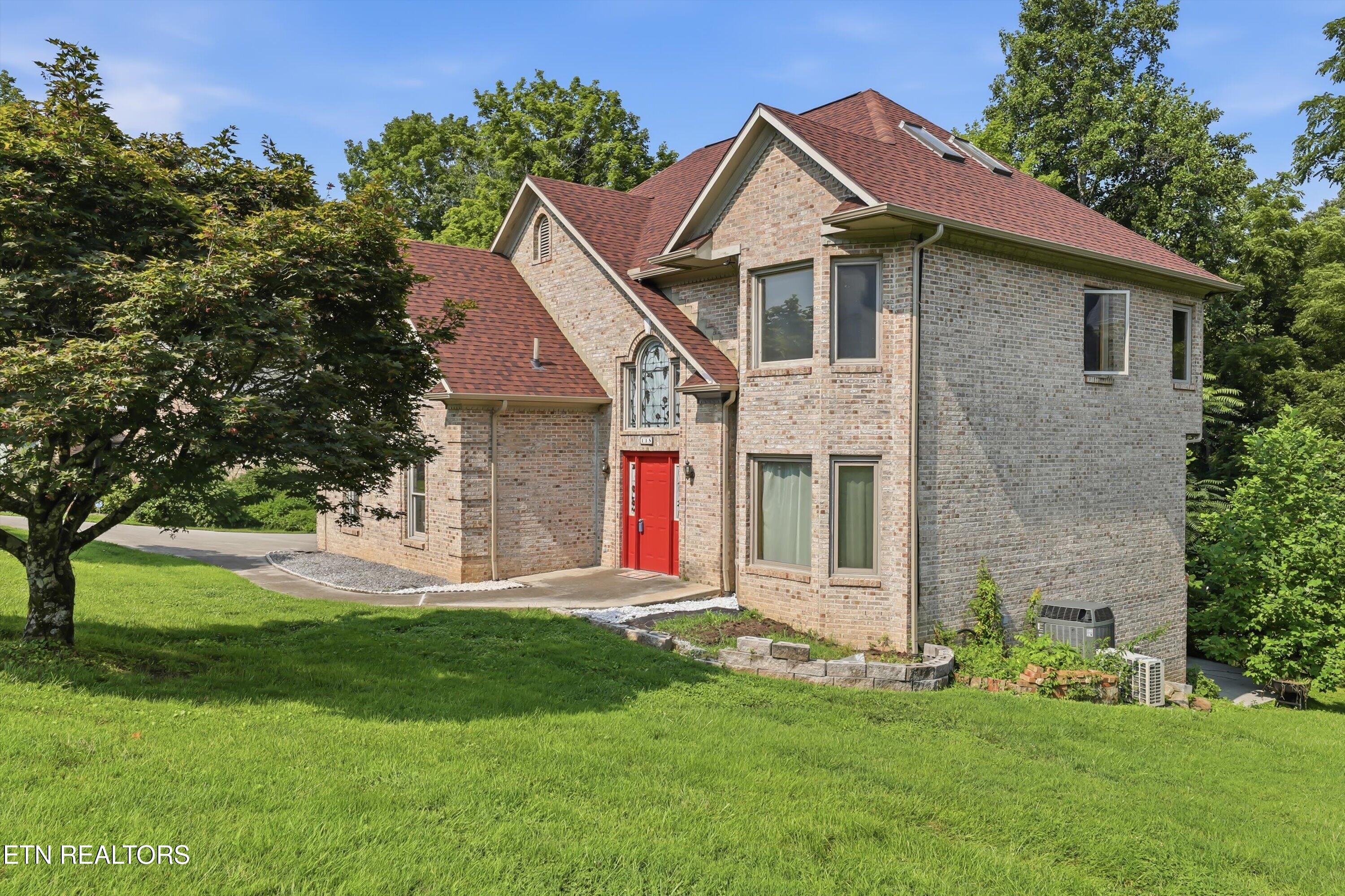 118 W Melbourne Rd