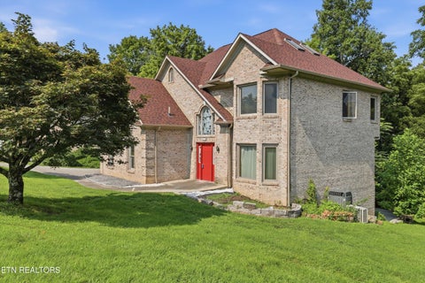 Tiny photo for 118 W Melbourne Rd, Oak Ridge, TN 37830 (MLS # 1350098)
