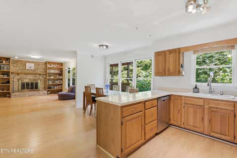 Tiny photo for 118 W Melbourne Rd, Oak Ridge, TN 37830 (MLS # 1350098)