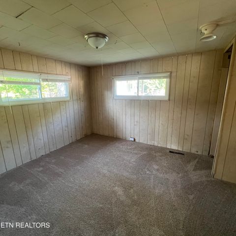 Tiny photo for 761 W Outer Dr, Oak Ridge, TN 37830 (MLS # 1338037)