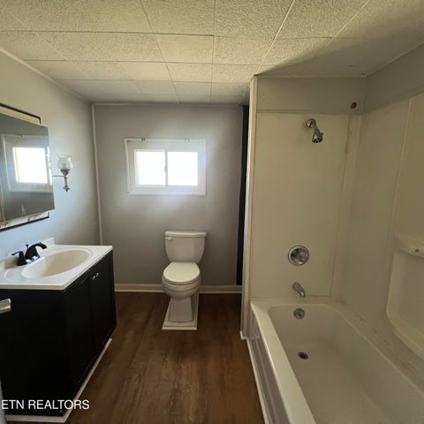 Tiny photo for 761 W Outer Dr, Oak Ridge, TN 37830 (MLS # 1338037)