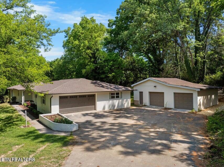 Photo of 1504 Roane State Hwy, Kingston, TN 37763 (MLS # 1353655)