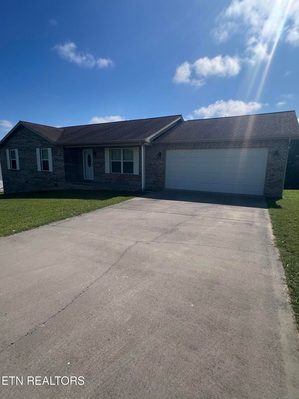 Photo of 259 Altina Circle, New Tazewell, TN 37825 (MLS # 1310662)