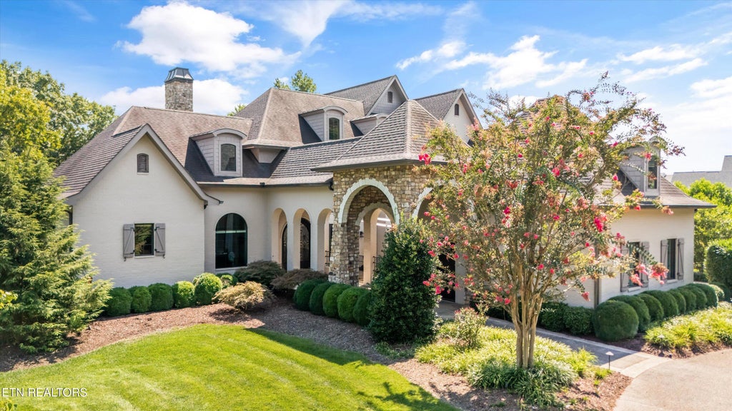 Photo of 2403 Woodland Reserve Lane, Knoxville, TN 37919 (MLS # 1300936)