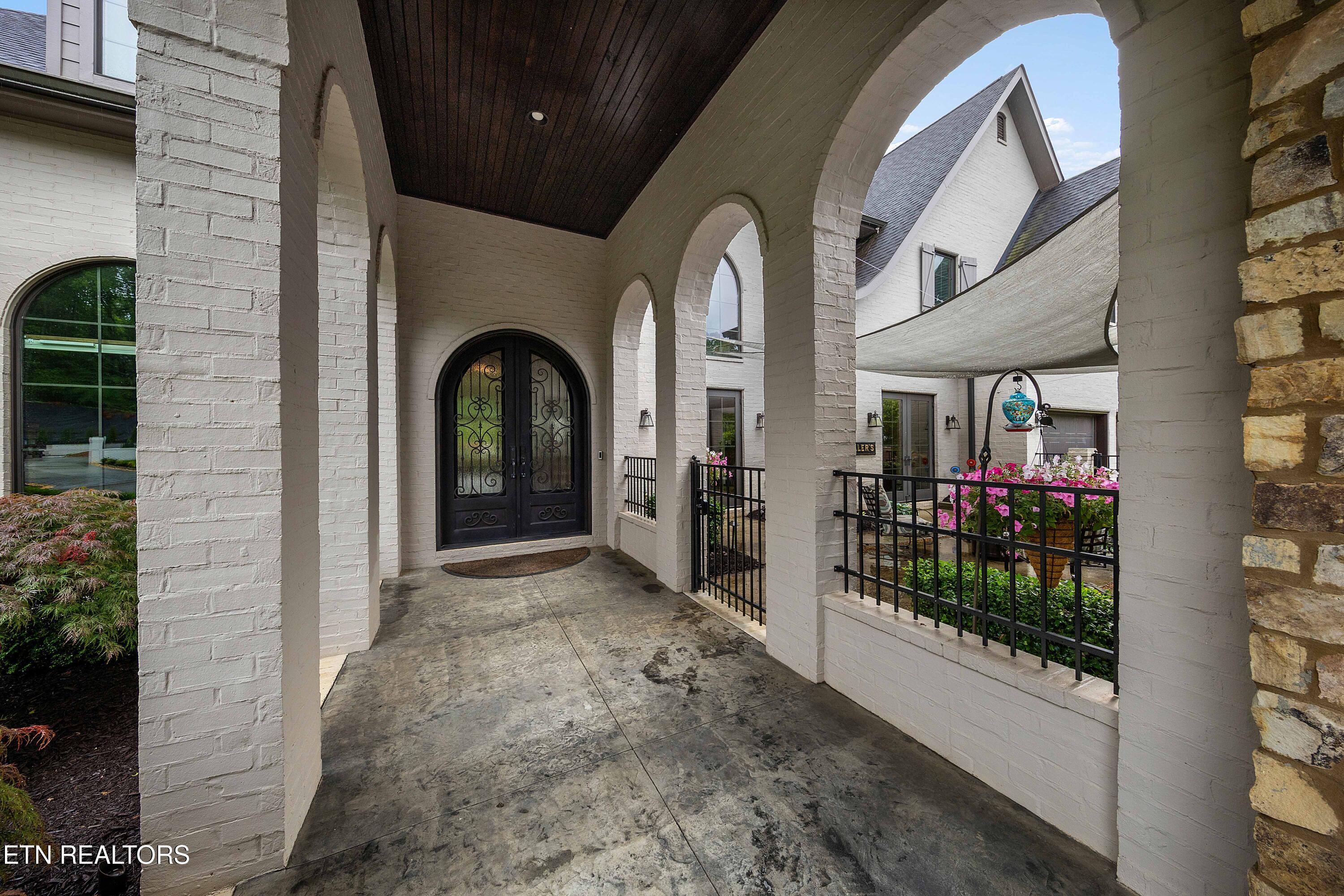 2403 Woodland Reserve Lane