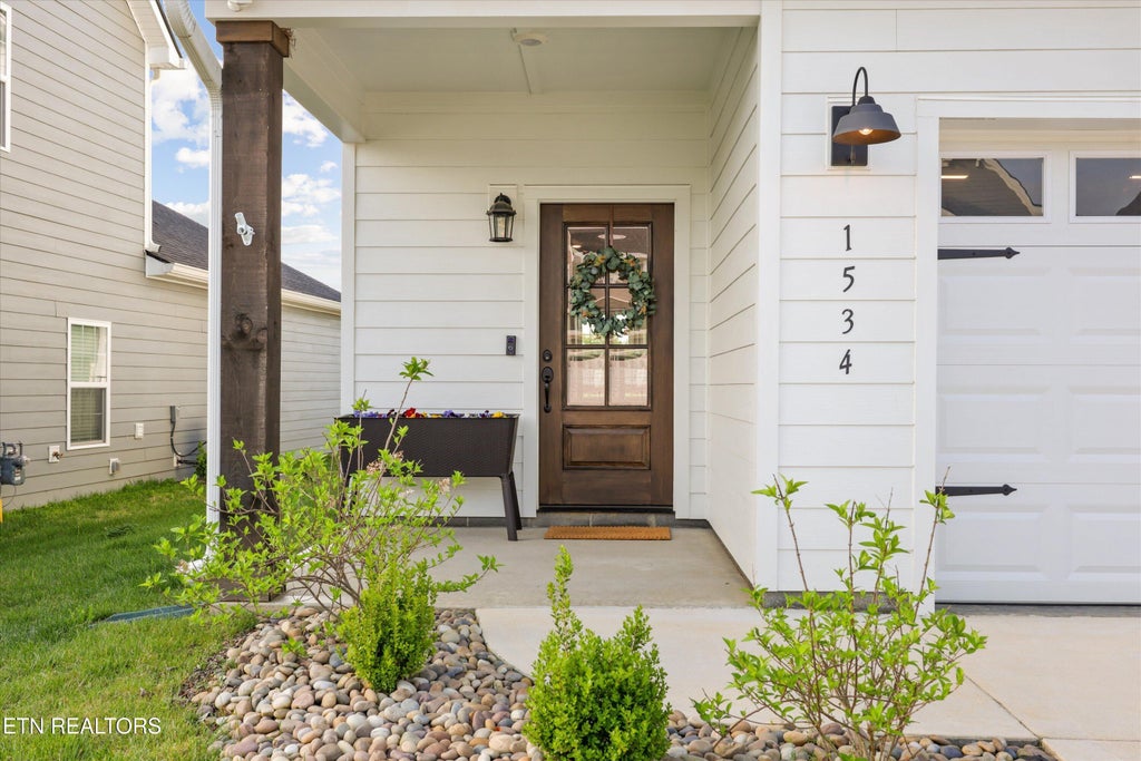 Photo of 1534 Spring Berry Lane, Knoxville, TN 37924 (MLS # 1343972)