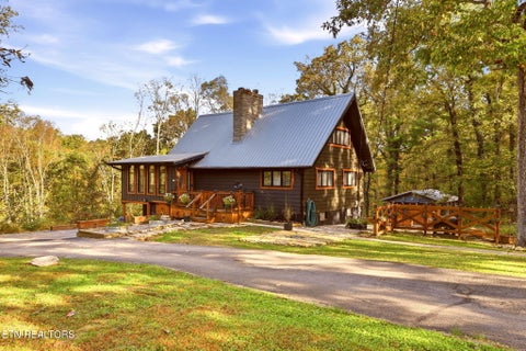 Photo of 5524 Sparta Hwy, Crossville, TN 38572 (MLS # 1359770)