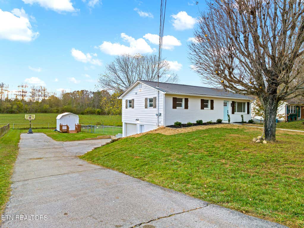 Photo of 2100 Herron Drive, Morristown, TN 37813 (MLS # 1283389)