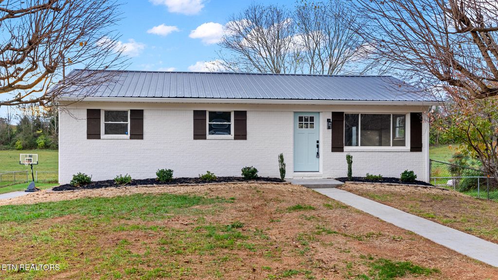 Photo of 2100 Herron Drive, Morristown, TN 37813 (MLS # 1283389)