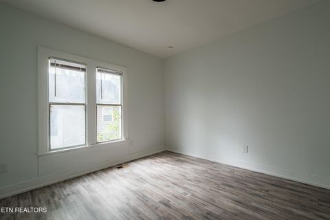 Tiny photo for 411 James Ave, Knoxville, TN 37921 (MLS # 1320242)