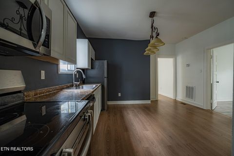 Tiny photo for 411 James Ave, Knoxville, TN 37921 (MLS # 1320242)