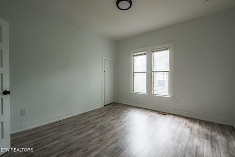 Tiny photo for 411 James Ave, Knoxville, TN 37921 (MLS # 1320242)