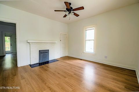 Tiny photo for 411 James Ave, Knoxville, TN 37921 (MLS # 1320242)