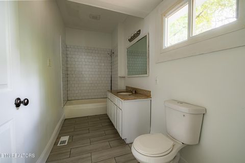 Tiny photo for 411 James Ave, Knoxville, TN 37921 (MLS # 1320242)