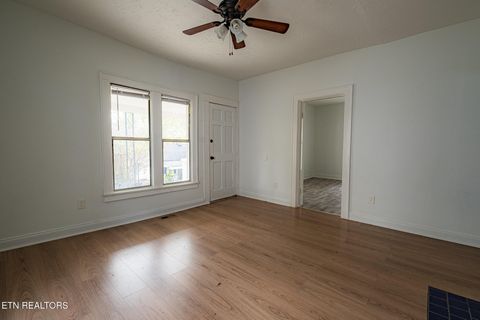 Tiny photo for 411 James Ave, Knoxville, TN 37921 (MLS # 1320242)