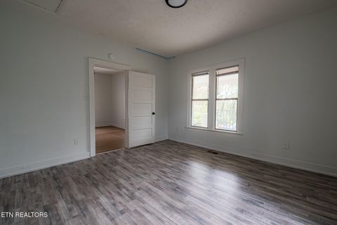 Tiny photo for 411 James Ave, Knoxville, TN 37921 (MLS # 1320242)