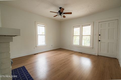 Tiny photo for 411 James Ave, Knoxville, TN 37921 (MLS # 1320242)