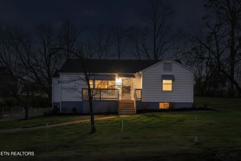 1106 Bradshaw Garden Drive Knoxville TN 37912