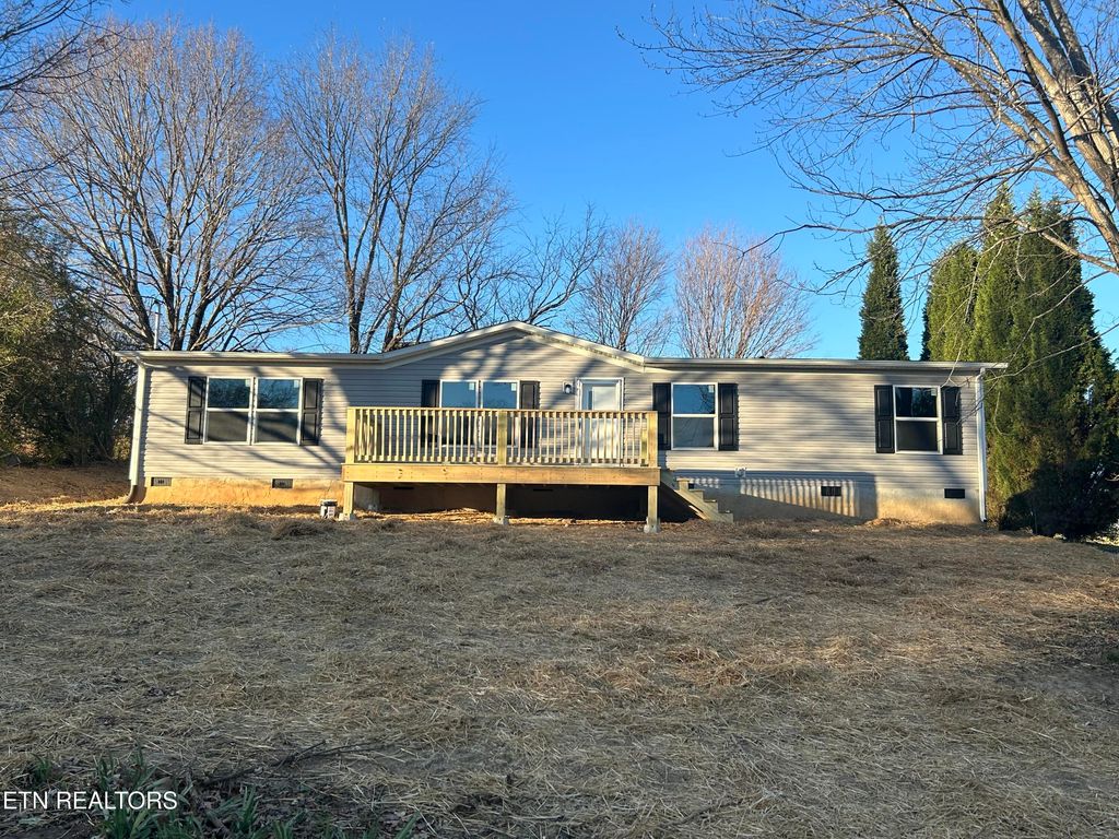 Photo of 1646 Monroe St St, Sweetwater, TN 37874 (MLS # 1284264)