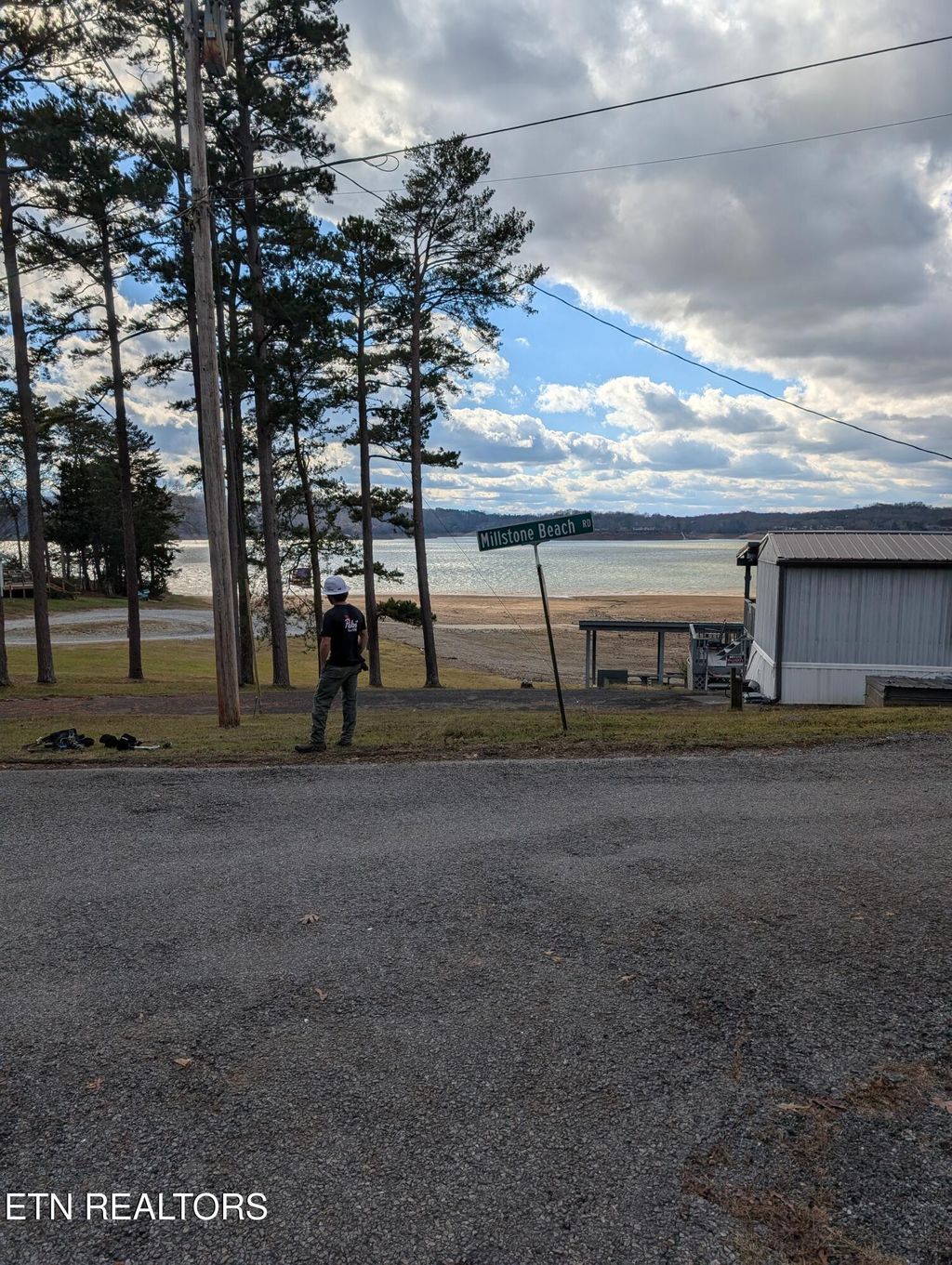 Photo of 1536 Waterfront Drive, Dandridge, TN 37725 (MLS # 1323418)