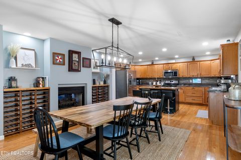 Tiny photo for 527 Hawks Tr, Gatlinburg, TN 37738 (MLS # 1342421)