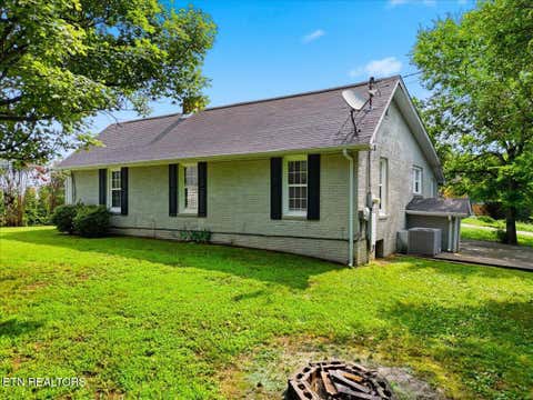 Tiny photo for 1201 McFarland St, Morristown, TN 37814 (MLS # 1350145)