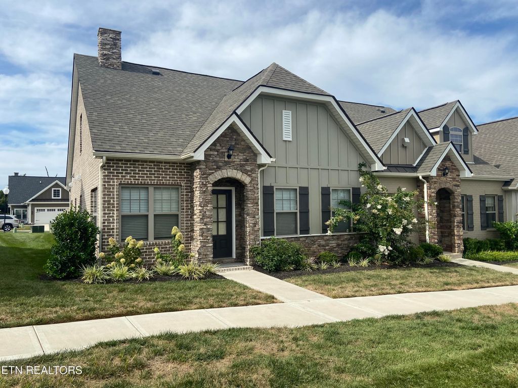 Photo of 12628 Needlepoint Drive, Farragut, TN 37934 (MLS # 1314135)