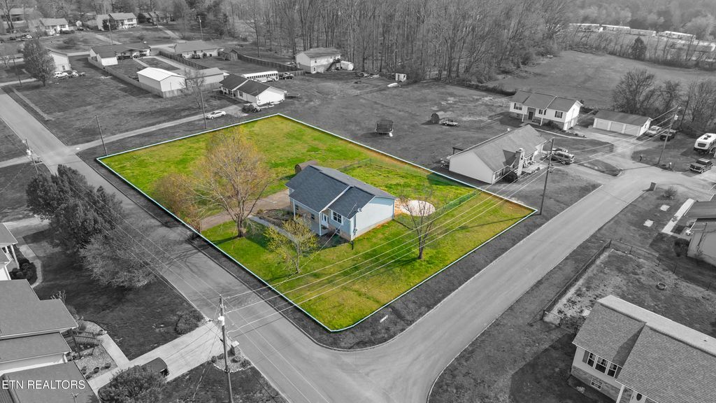 Photo of 4554 Clifton Lane, Strawberry Plains, TN 37871 (MLS # 1334252)