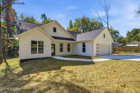 Tiny photo for 683 Hen Valley Rd, Oliver Springs, TN 37840 (MLS # 1357483)