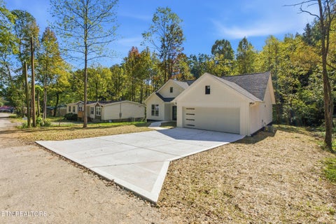Tiny photo for 683 Hen Valley Rd, Oliver Springs, TN 37840 (MLS # 1357483)