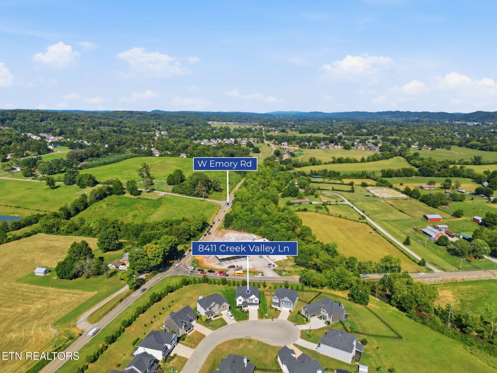 Photo of 8411 Creek Valley Lane, Knoxville, TN 37931 (MLS # 1354850)