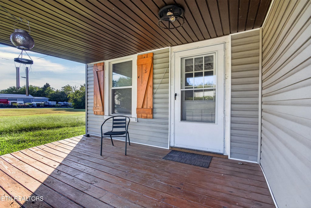 Photo of 929 Maryville Pike, Knoxville, TN 37920 (MLS # 1354909)